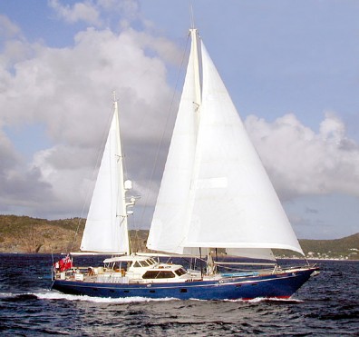 89 sailing yacht